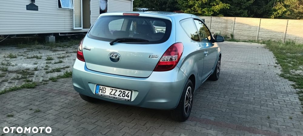 Hyundai i20 1.2 Comfort - 11
