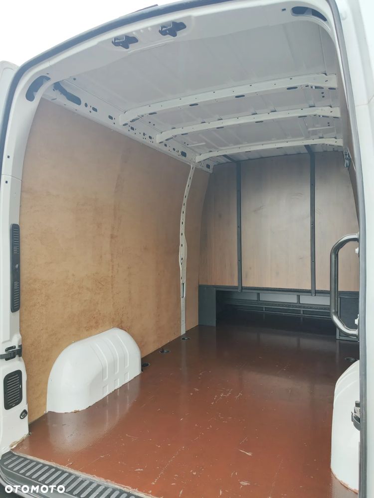 Renault Master  brygadówka 7 osób - 12