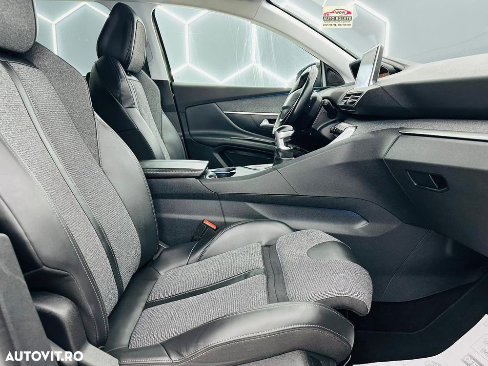 Peugeot 5008 PureTech 130 Stop & Start Allure Business-Paket - 20