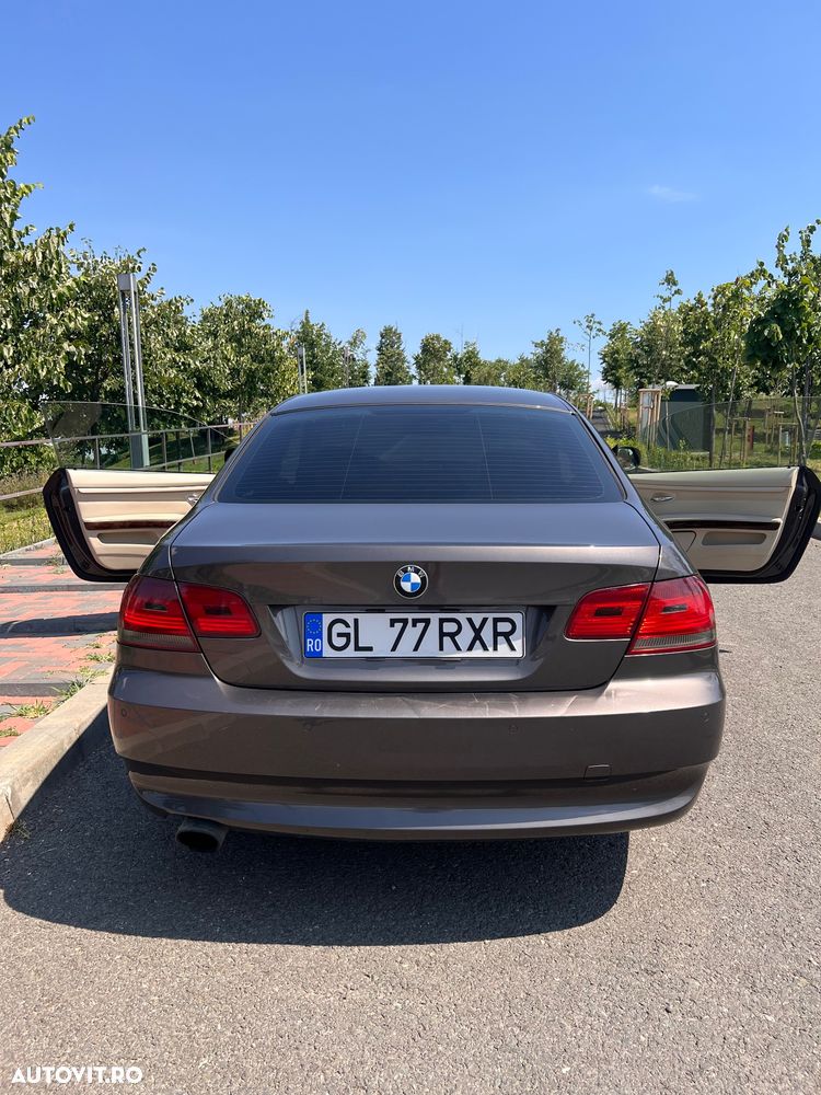 BMW Seria 3 320i Aut. - 18