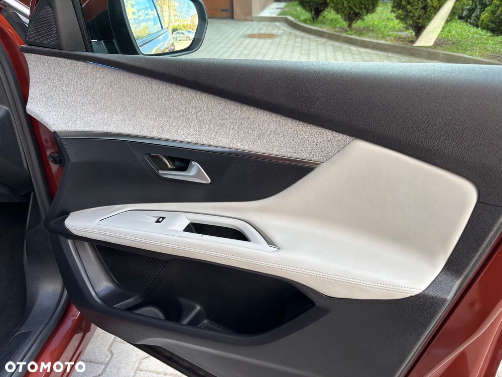 Peugeot 3008 PureTech 130 Stop & Start EAT6 Allure - 14