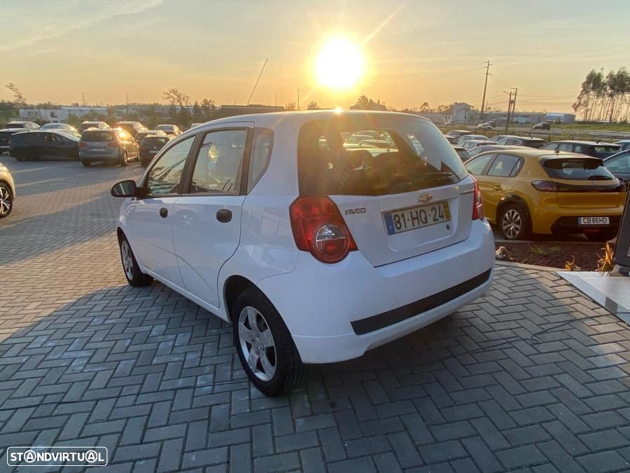 Chevrolet Aveo 1.2 L - 3