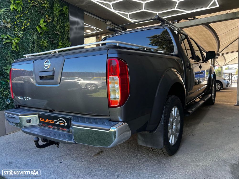 Nissan Navara 3.0 dCi V6 CD LE AT 4WD - 7
