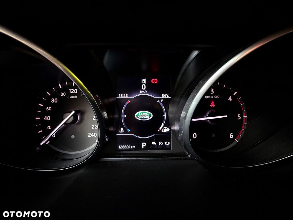 Land Rover Discovery Sport TD4 HSE Luxury - 30