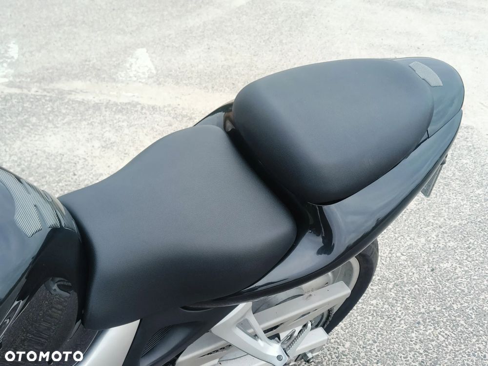 Suzuki SV - 19
