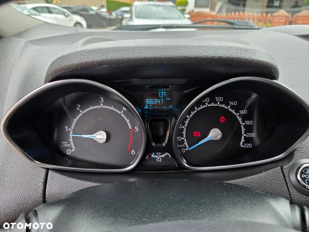 Ford EcoSport - 24