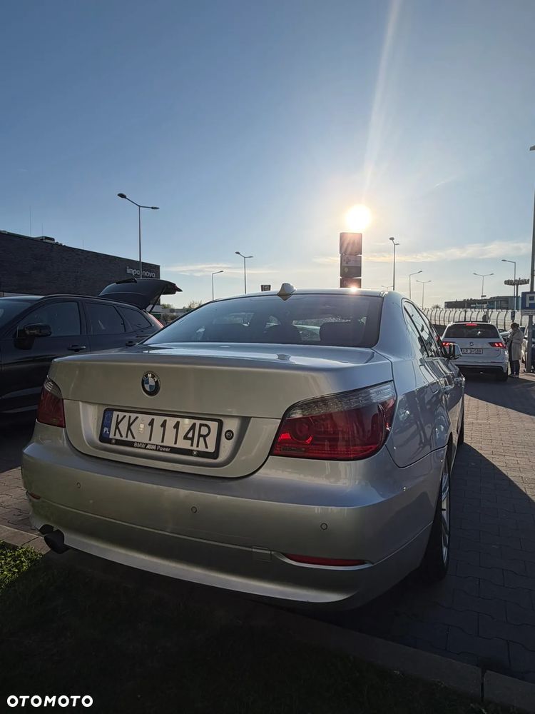 BMW Seria 5 520d - 4
