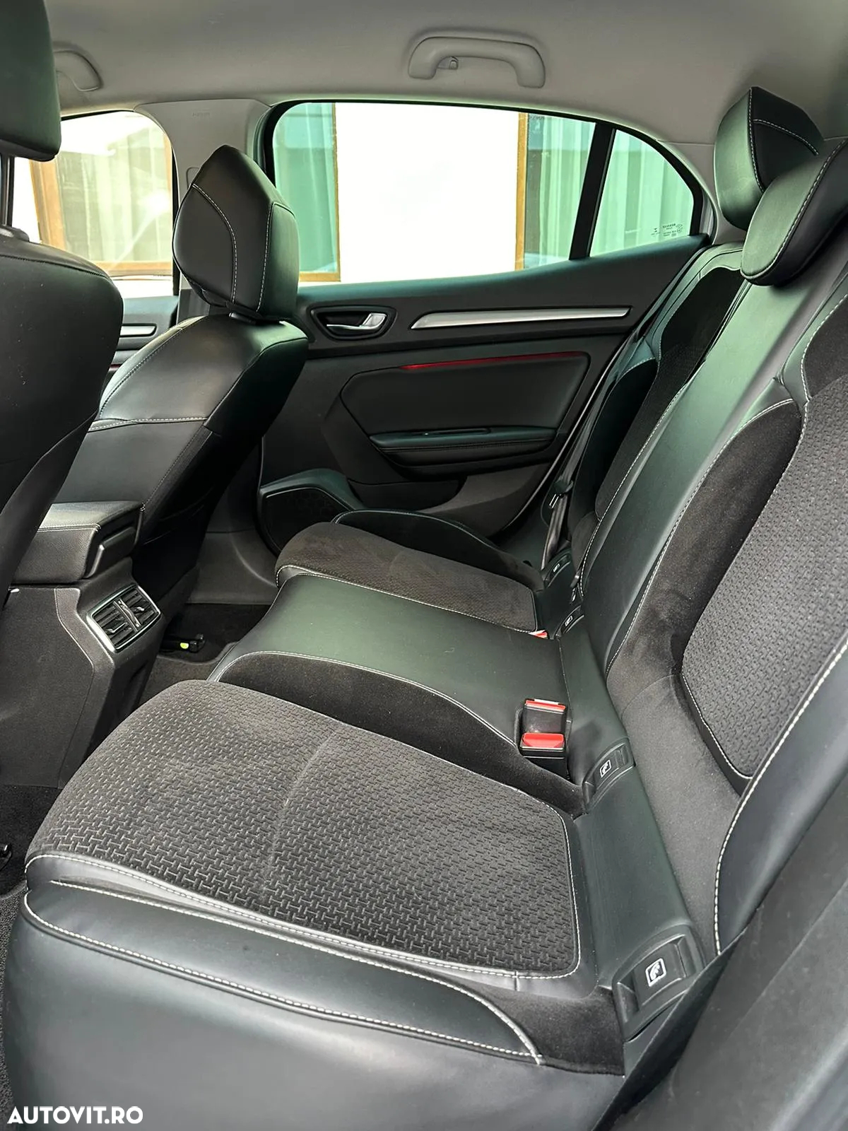 Renault Megane ENERGY dCi 130 INTENS - 11