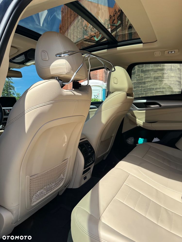 BMW X4 xDrive20i Advantage sport - 9