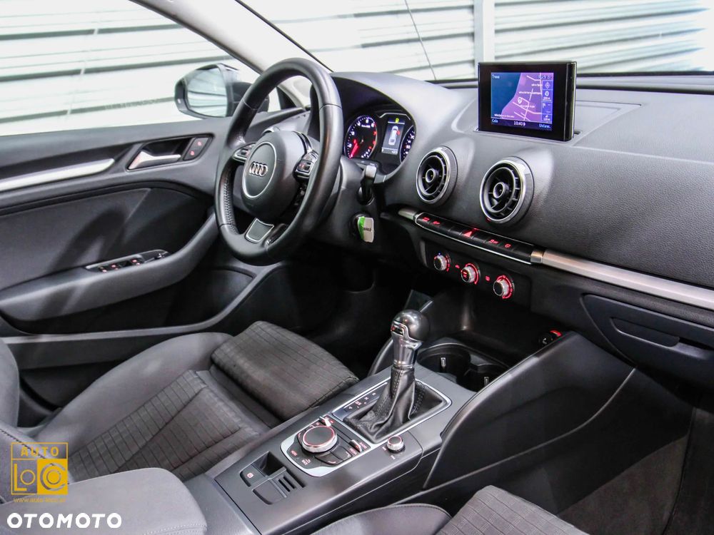 Audi A3 Sportback 1.8 TFSI S tronic S line Sportpaket - 16