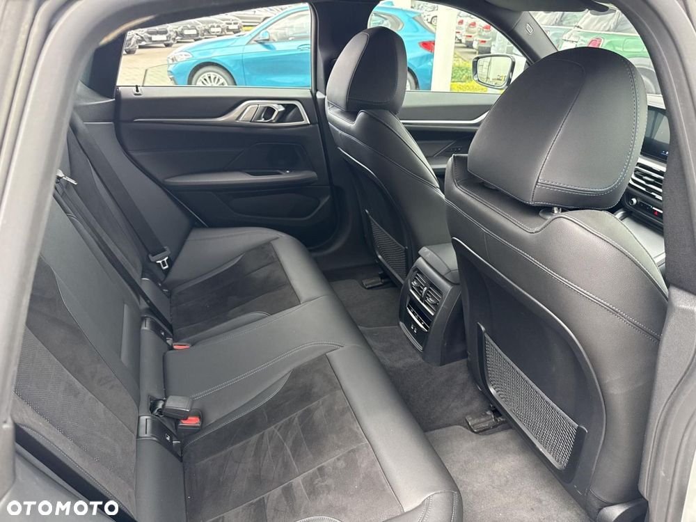BMW i4 80.7kWh eDrive 40 M Sport - 19