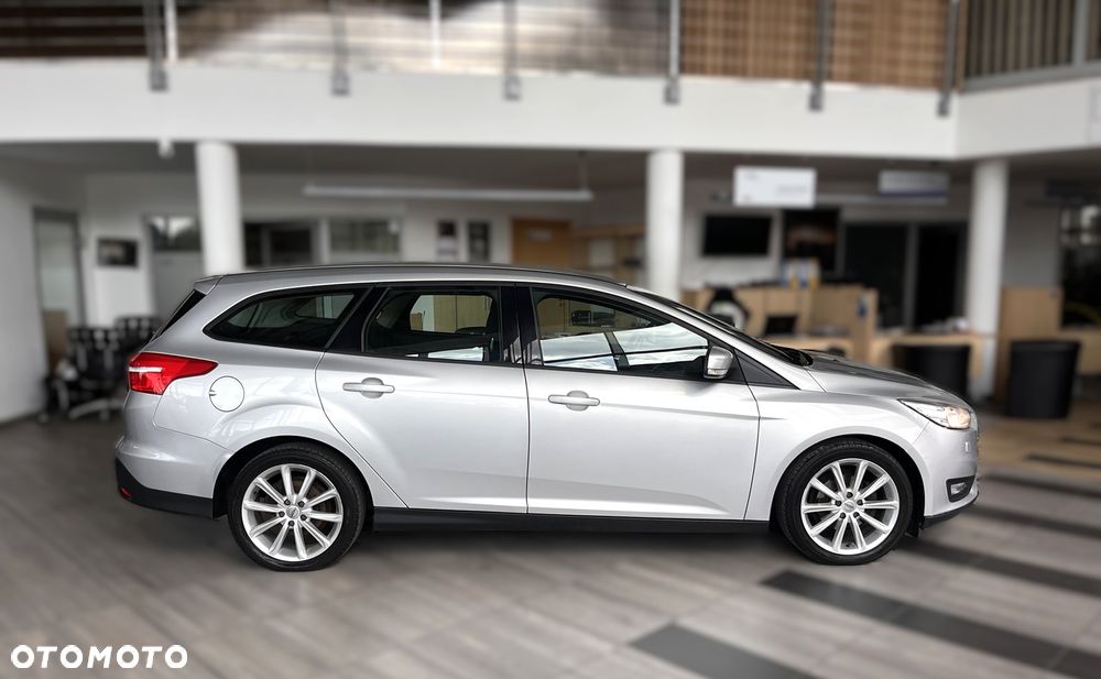 Ford Focus 1.5 TDCi ECOnetic 88g Start-Stopp-System Titanium - 7