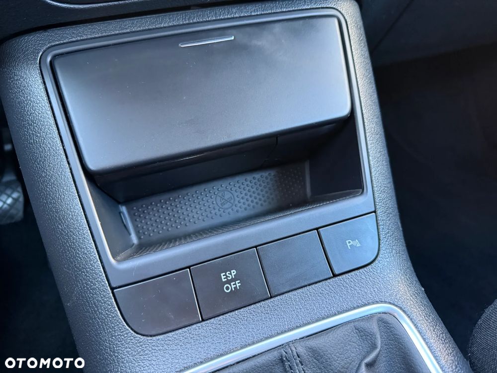 Volkswagen Golf Plus 1.4 Tour Edition - 36