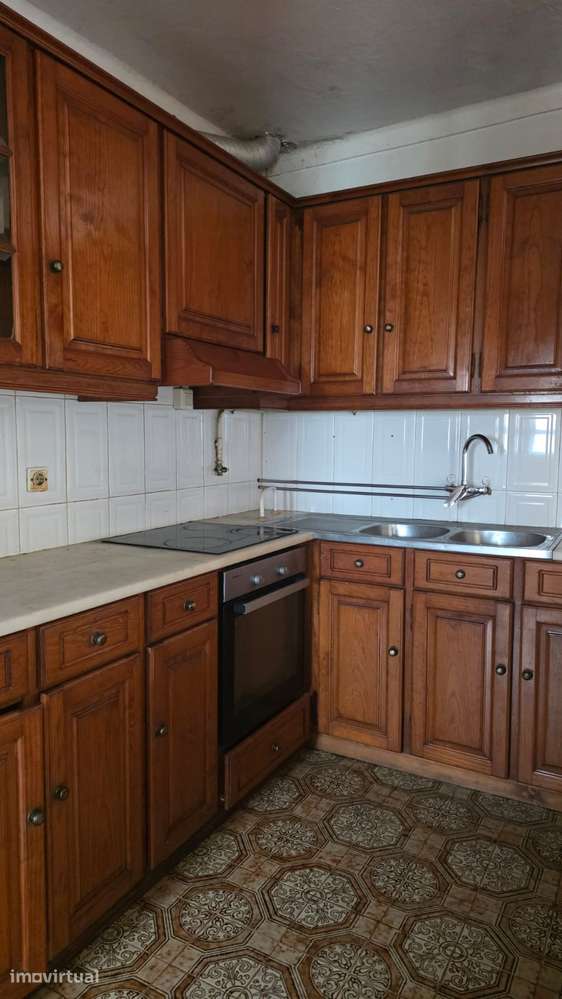 Moradia térrea T4, habitável, sem licença - M. Grande - Grande imagem: 5/27