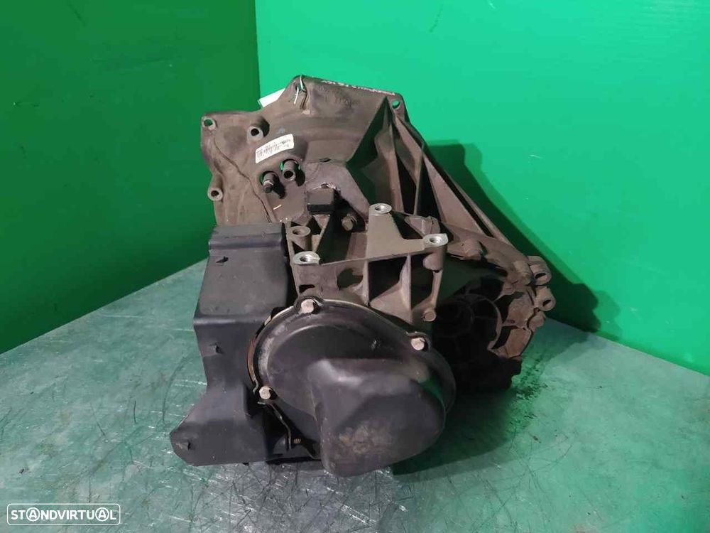 CAIXA VELOCIDADES FORD FOCUS 1998 - 1