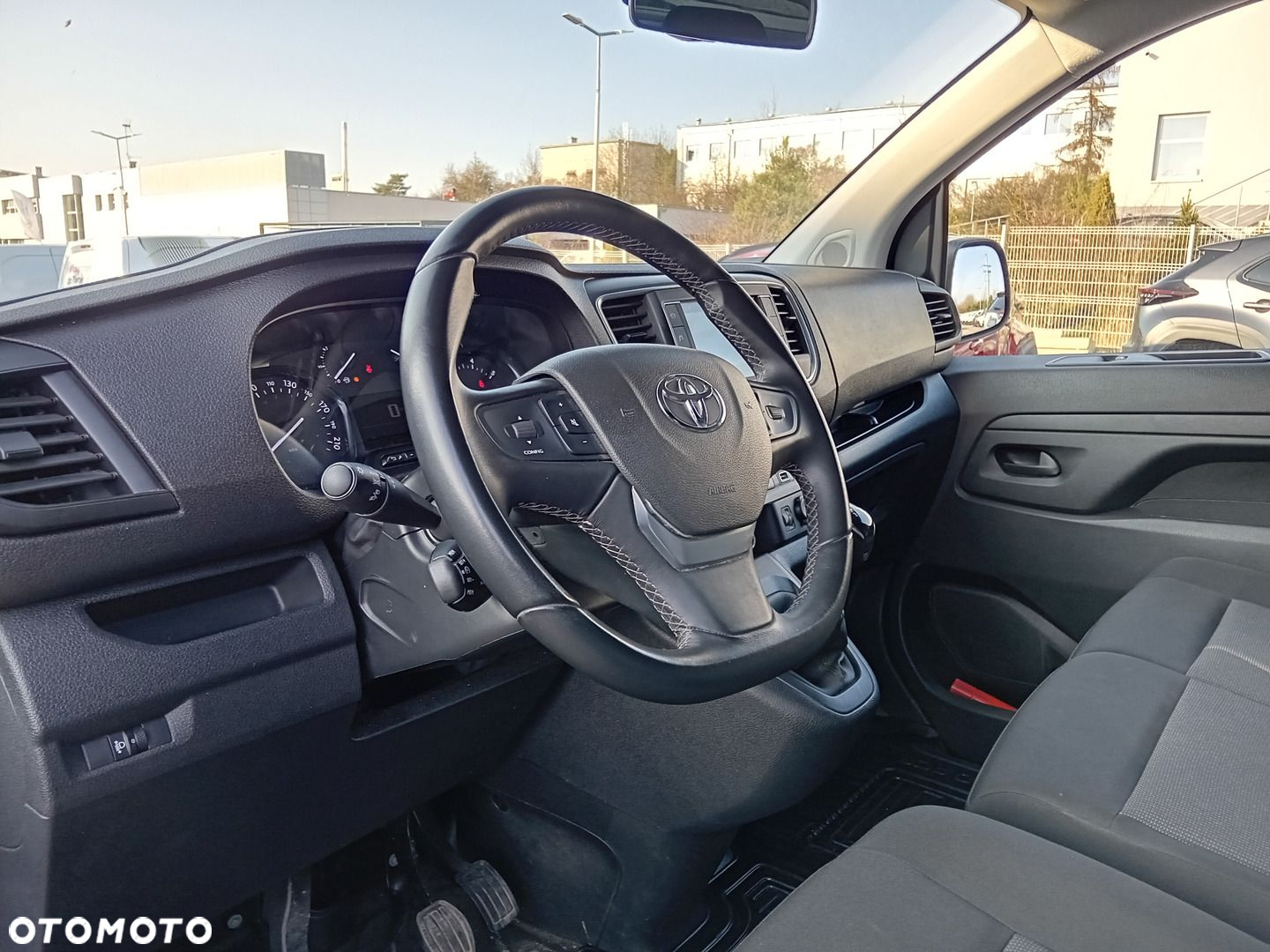 Toyota PROACE - 5
