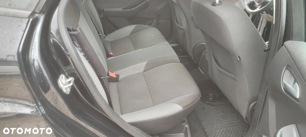 Ford Focus - 9