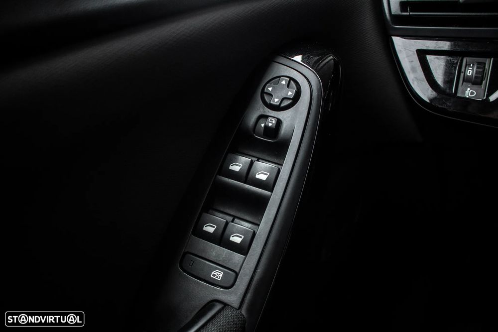 Citroën Grand C4 Spacetourer BlueHDi 130 Stop&Start EAT8 FEEL - 17