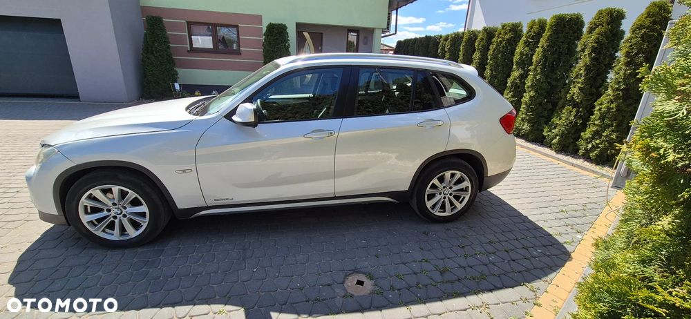BMW X1 xDrive18d - 9