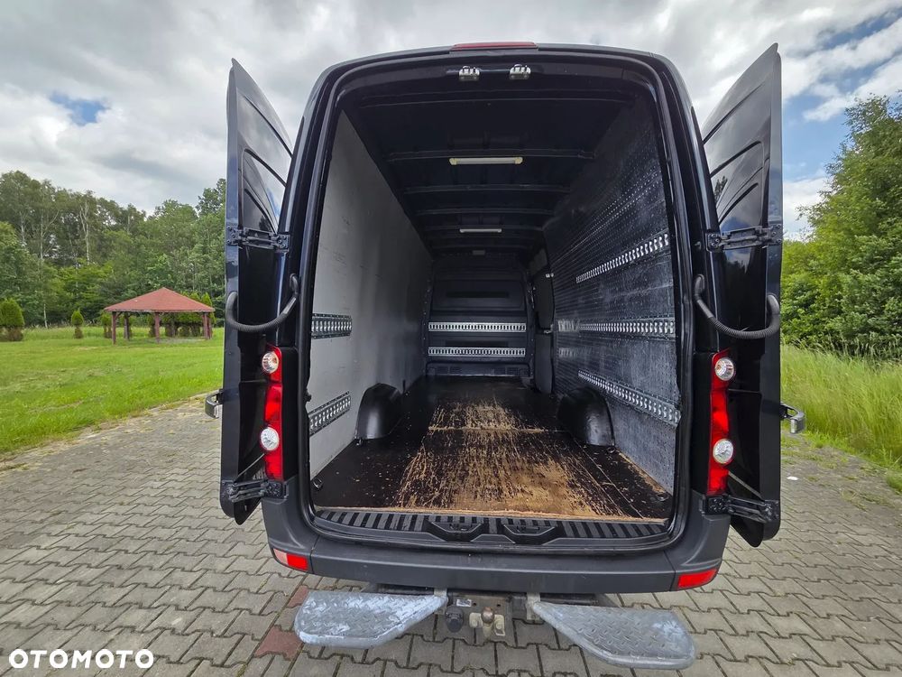 Volkswagen Crafter - 27