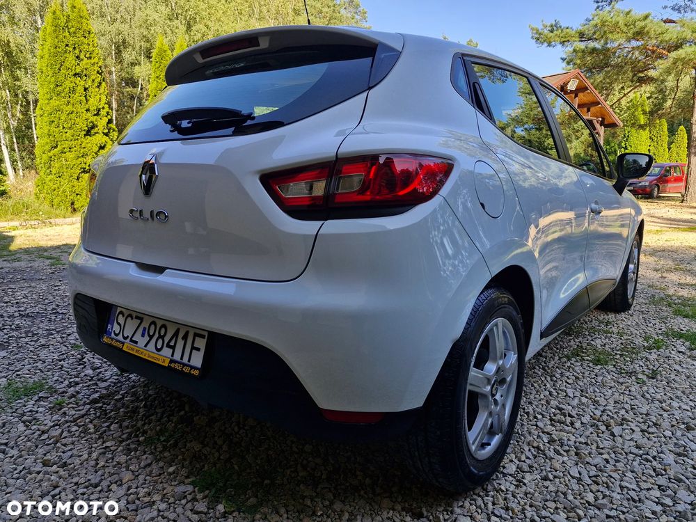 Renault Clio 1.2 16V 75 LIMITED - 3