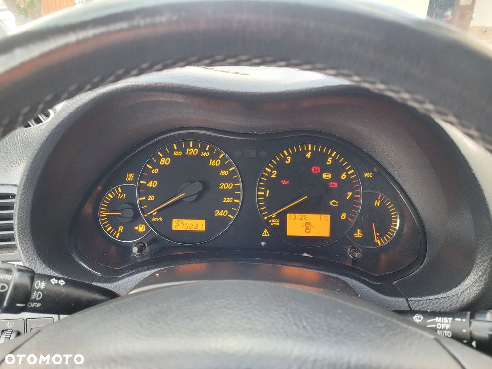 Toyota Avensis 1.8 VVT-i Combi - 9