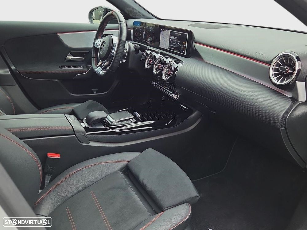 Mercedes-Benz A 35 AMG 4Matic - 26