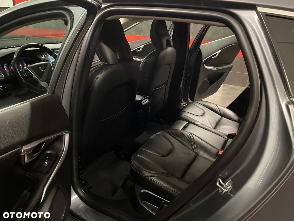 Volvo V40 D2 Linje You - 21