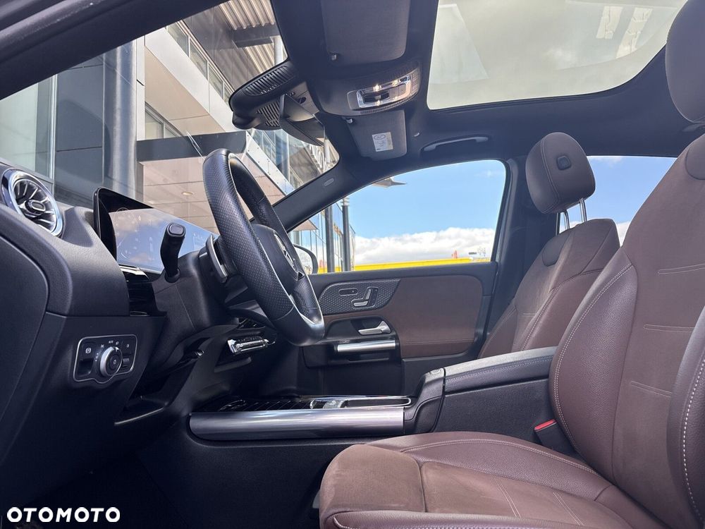 Mercedes-Benz GLA 220 mHEV 4-Matic AMG Line 8G-DCT - 19