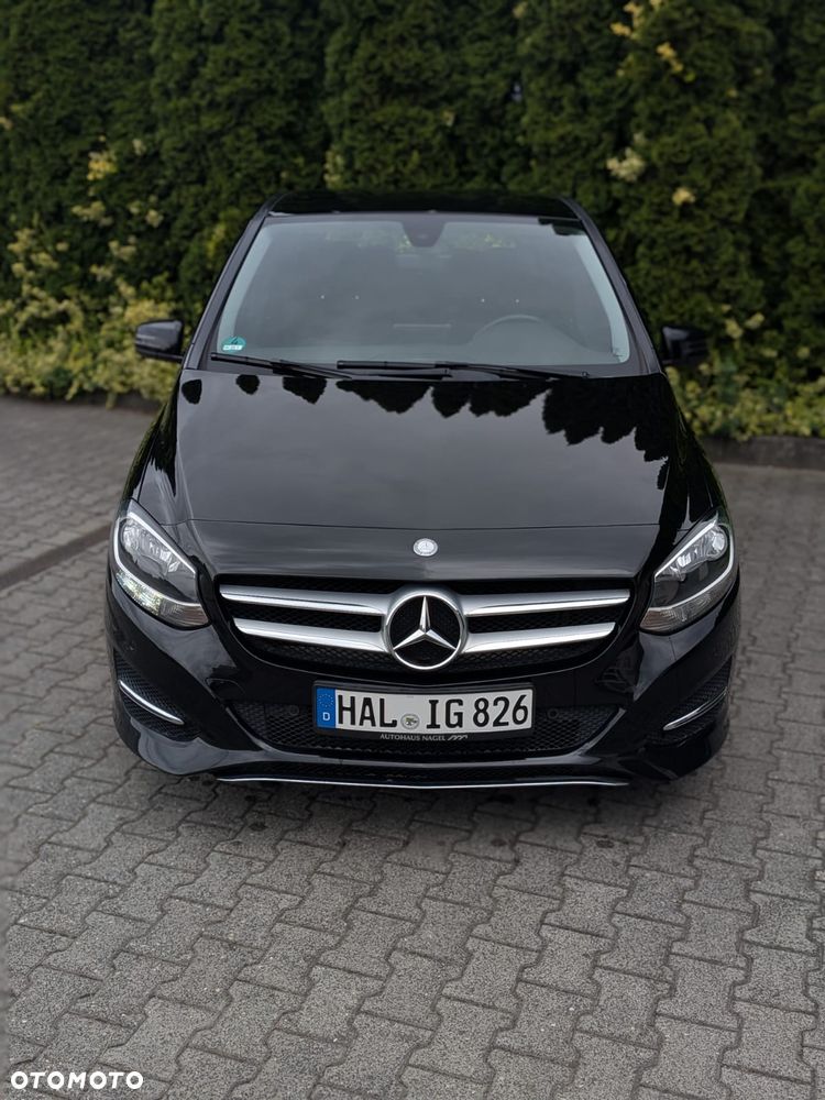 Mercedes-Benz Klasa B 180 Edition - 3