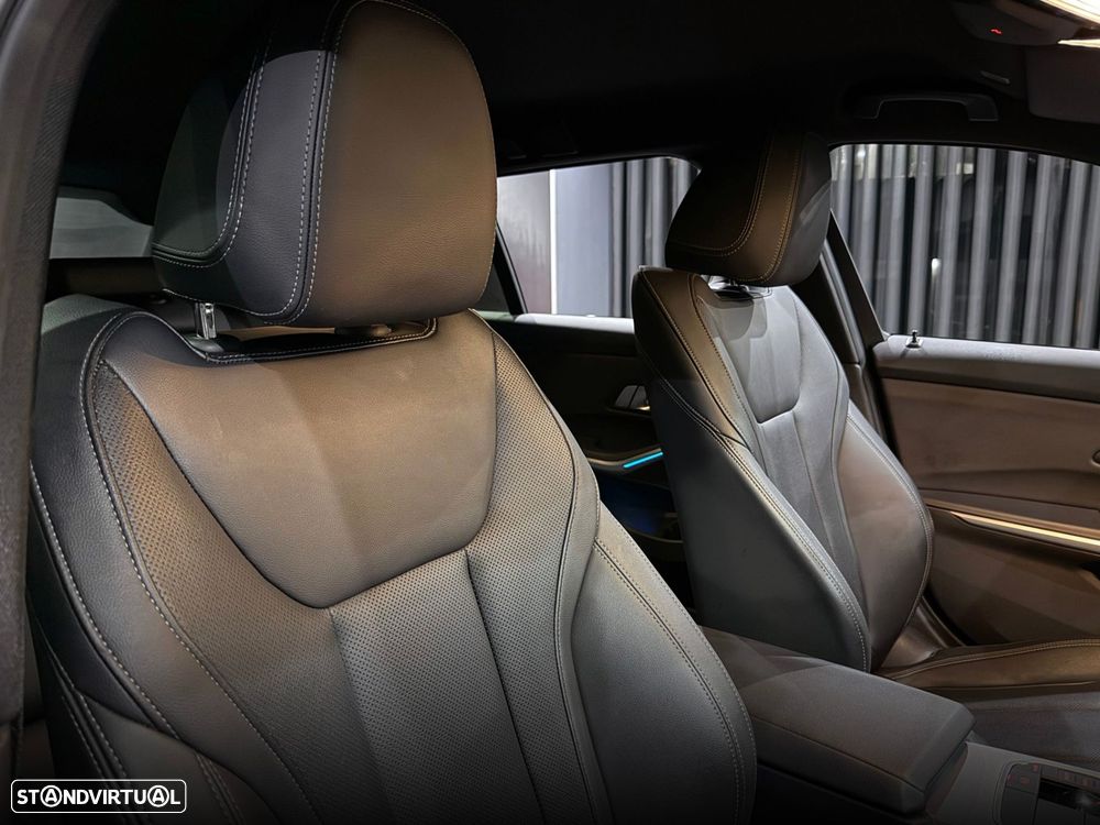 BMW 320 e Line Sport Auto - 41