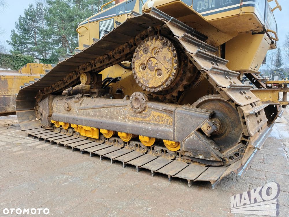 Caterpillar D6N LGP - 12