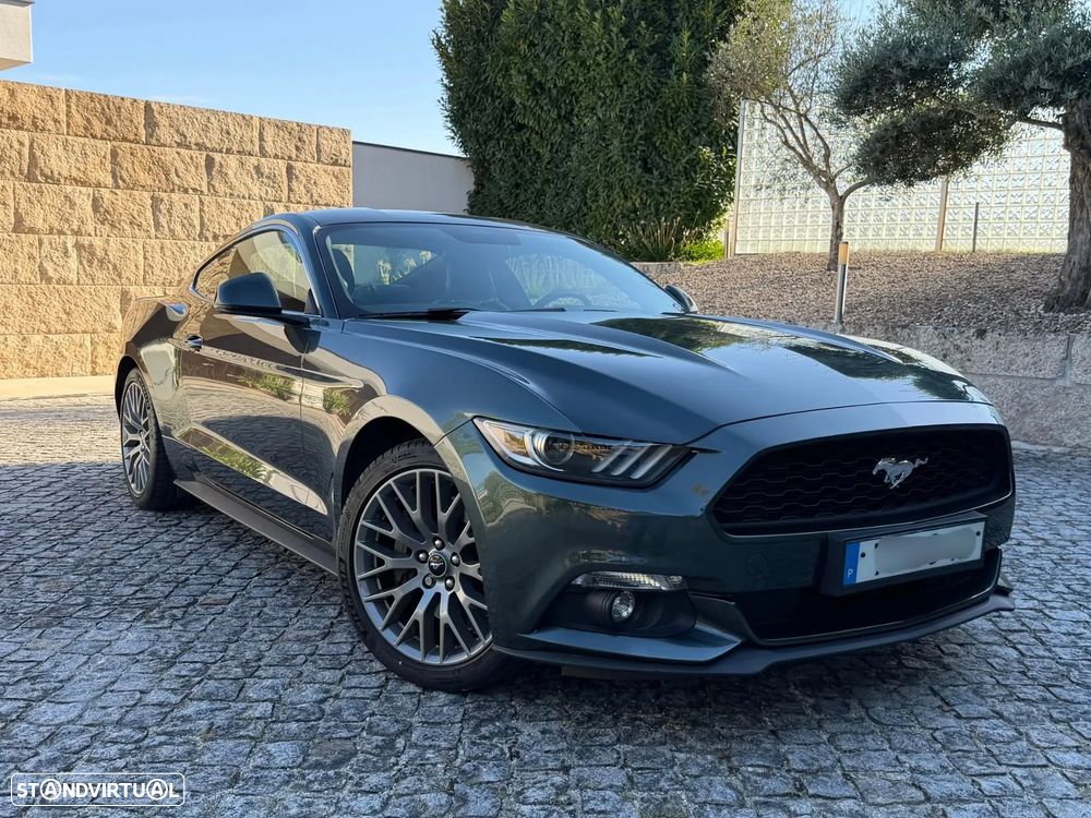 Ford Mustang 2.3i EcoBoost - 18