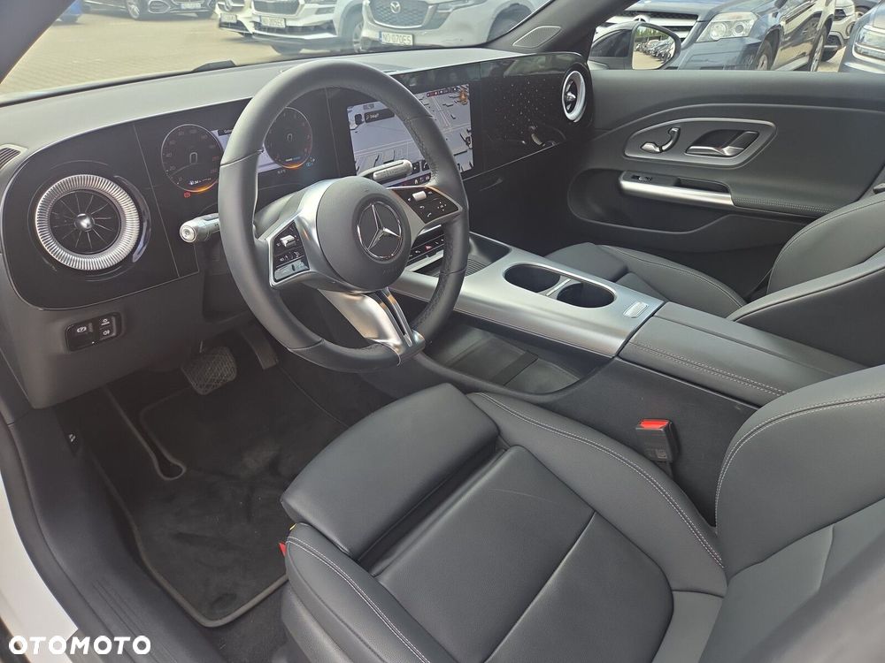 Mercedes-Benz CLA 220 mHEV 4-Matic 8G-DCT - 10