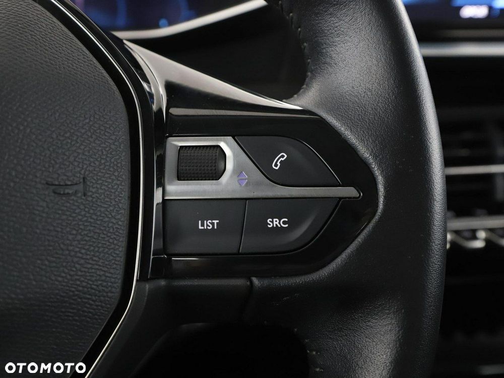 Peugeot 2008 1.5 BlueHDi Allure - 32