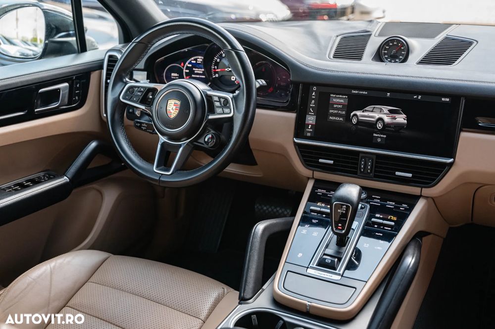 Porsche Cayenne Tiptronic S - 16