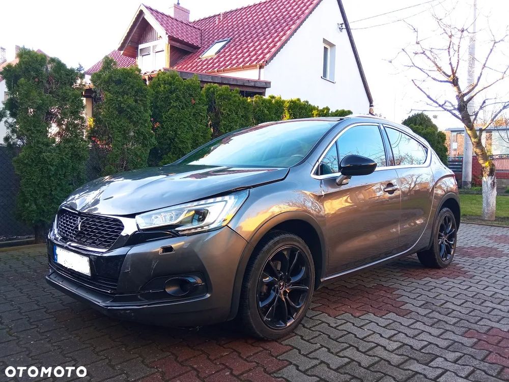 DS Automobiles DS 4 Crossback - 8