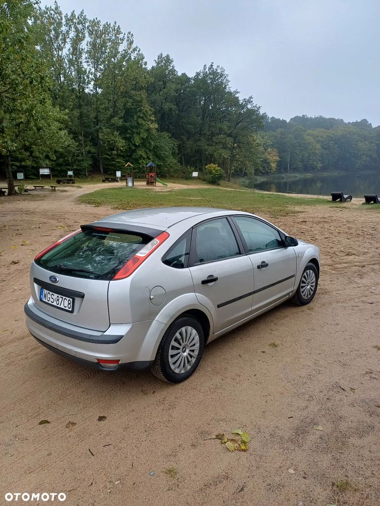 Ford Focus 1.6 TDCi Trend - 4