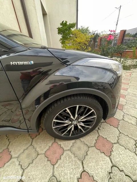 Toyota C-HR - 10