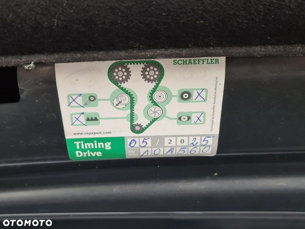 Citroën C4 Picasso 1.6 BlueHDi Shine S&S - 33