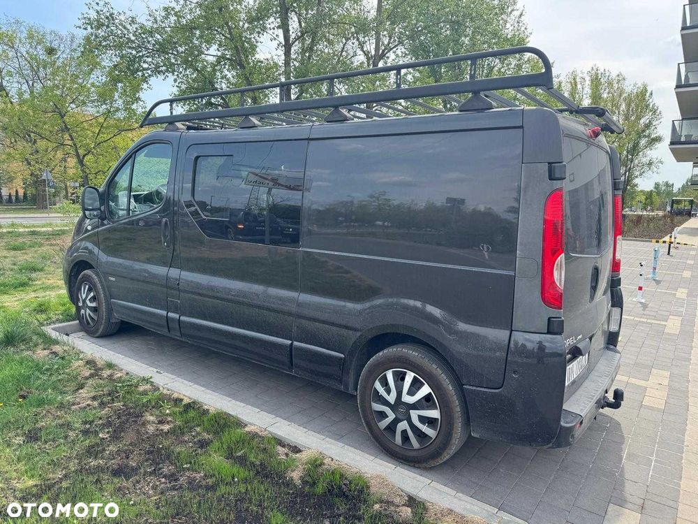 Opel Vivaro - 2