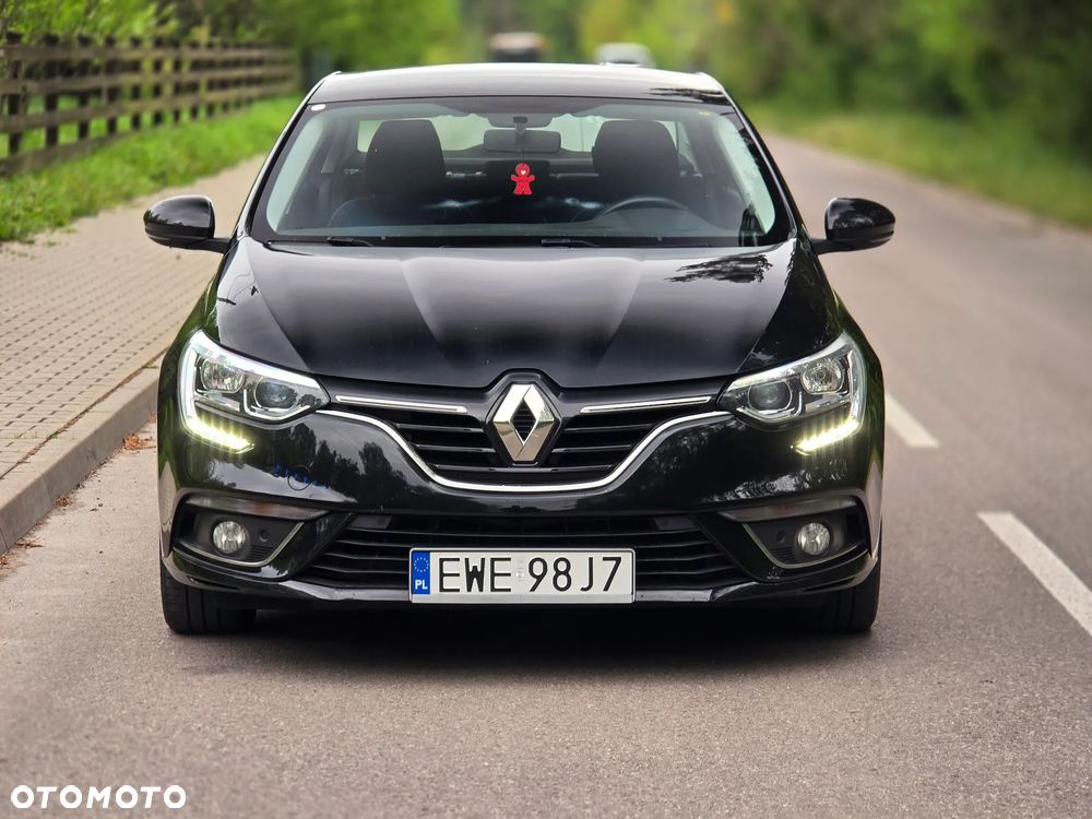 Renault Megane 1.6 SCe Life - 11