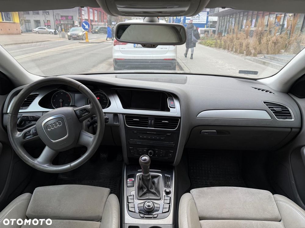 Audi A4 Avant 2.0 TDI DPF Ambition - 4