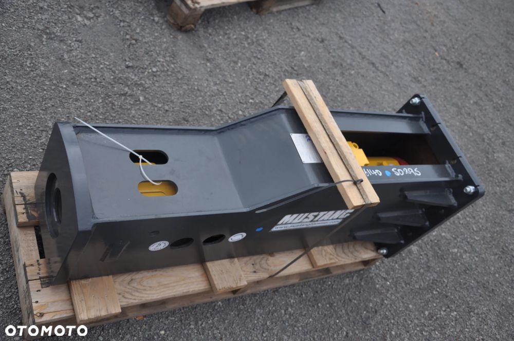 Młot wyburzeniowy hydrauliczny Mustang koparko ładowarka Nowy - 4