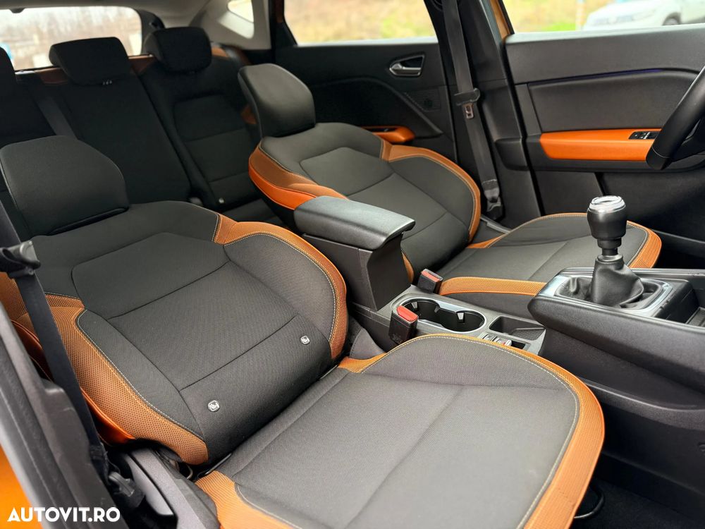 Renault Captur BLUE dCi 115 INTENS - 11