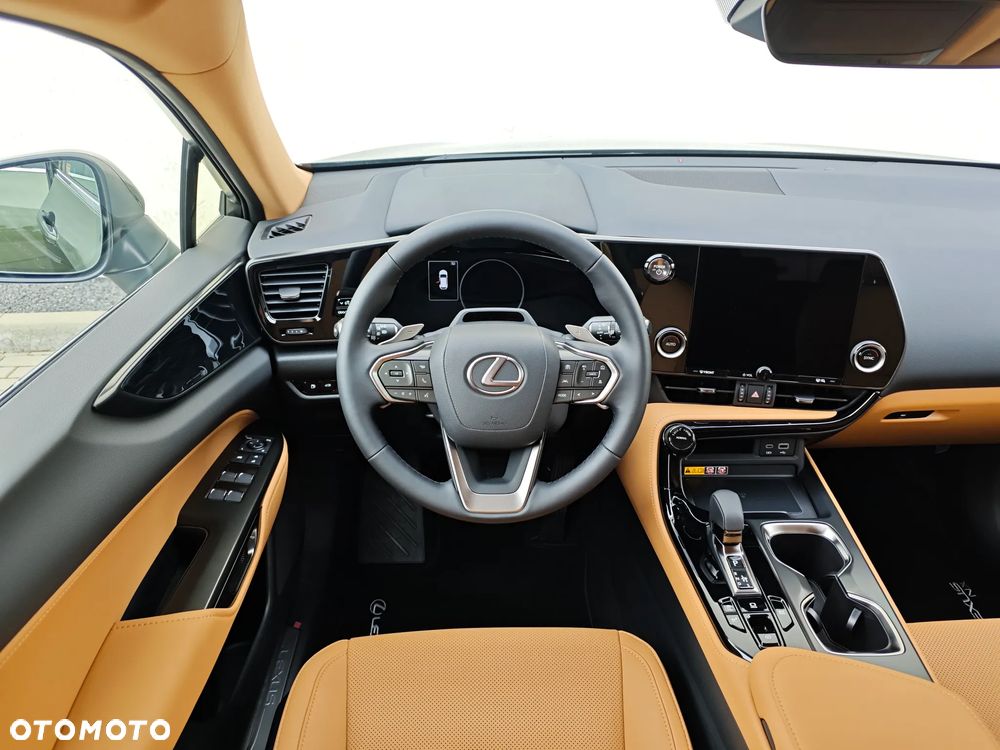 Lexus NX 350h Prestige AWD - 18