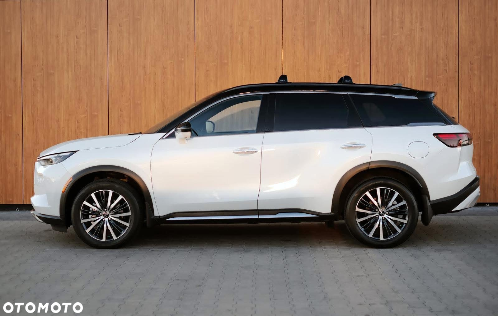 Infiniti QX60 - 14