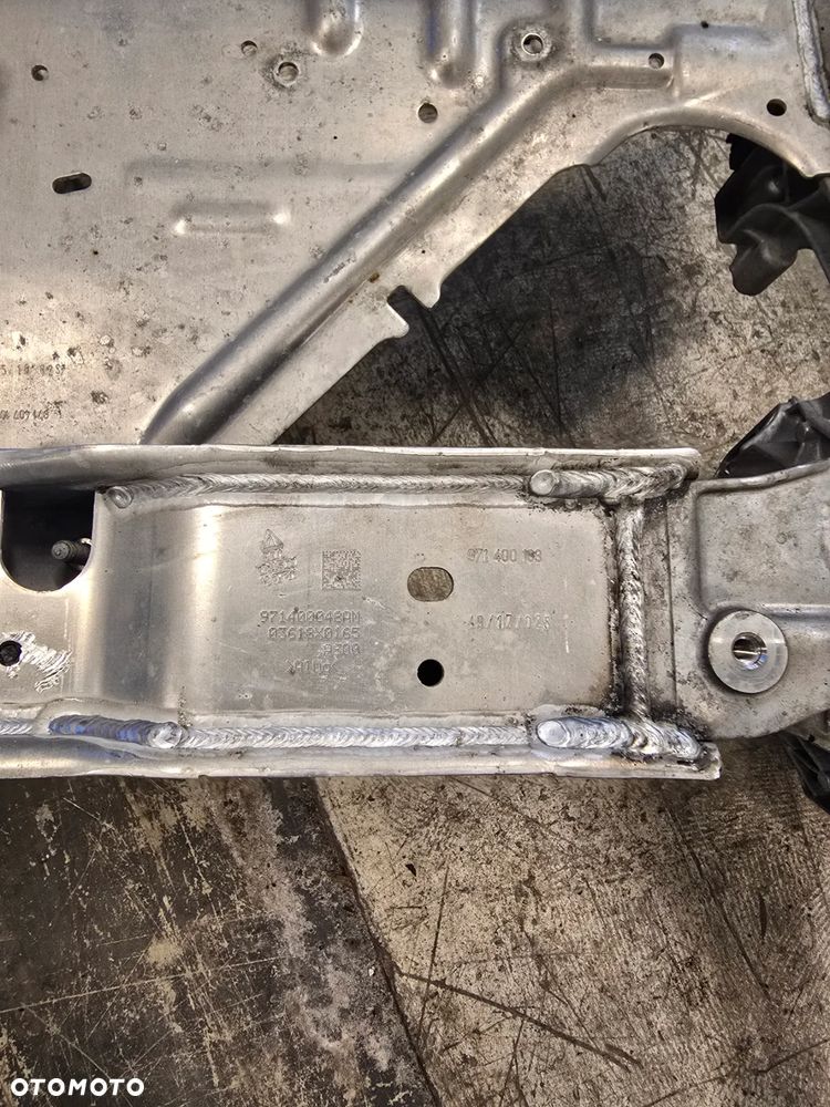 Wózek belka sanki Porsche Panamera 971 - 3