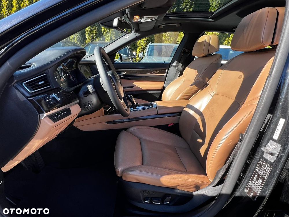 BMW Seria 7 730d - 14