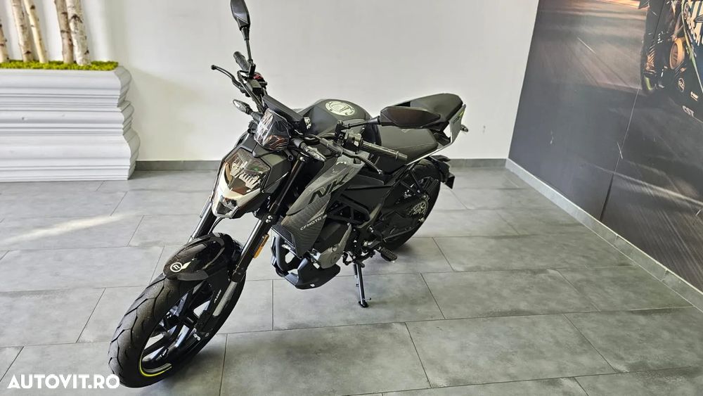 CF Moto 300NK ABS - 2
